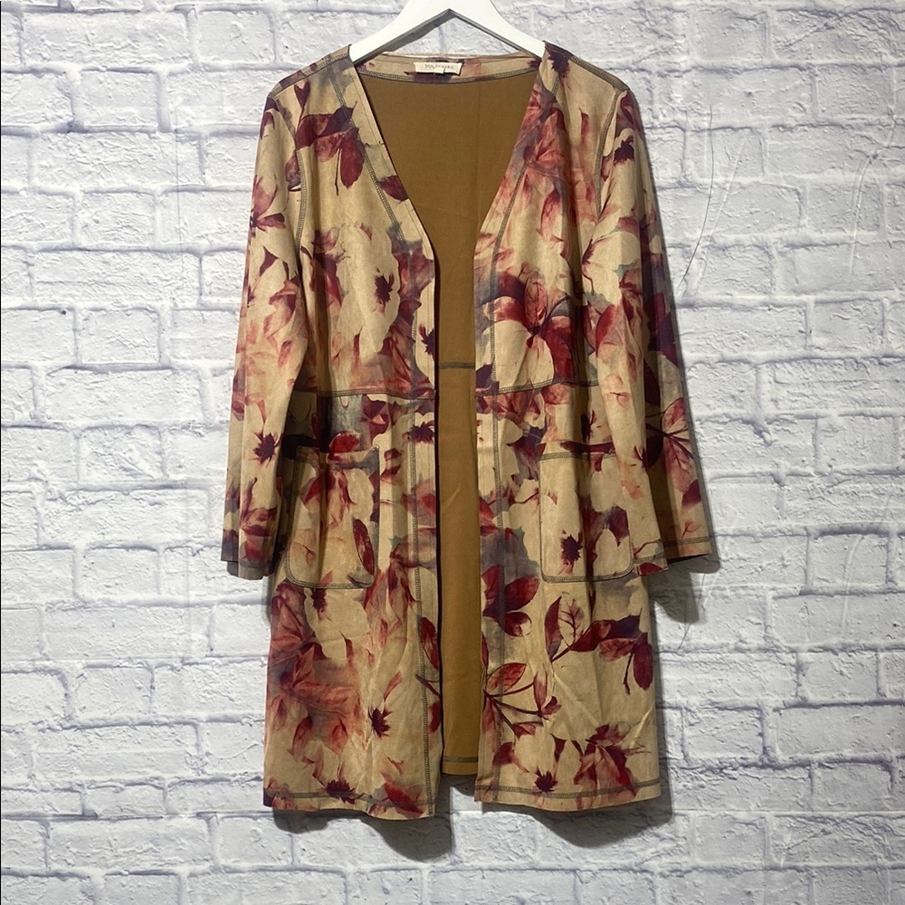 Solitaire Floral Women's Jacket - Cream and Red